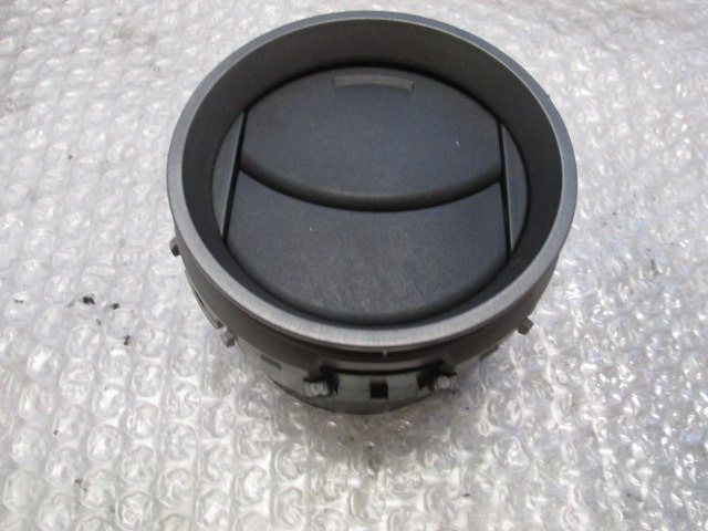 LUFTAUSTRITT OEM N. 5565042040B0 GEBRAUCHTTEIL TOYOTA RAV 4 (2006 - 03/2009) DIESEL HUBRAUM 22 JAHR. 2006