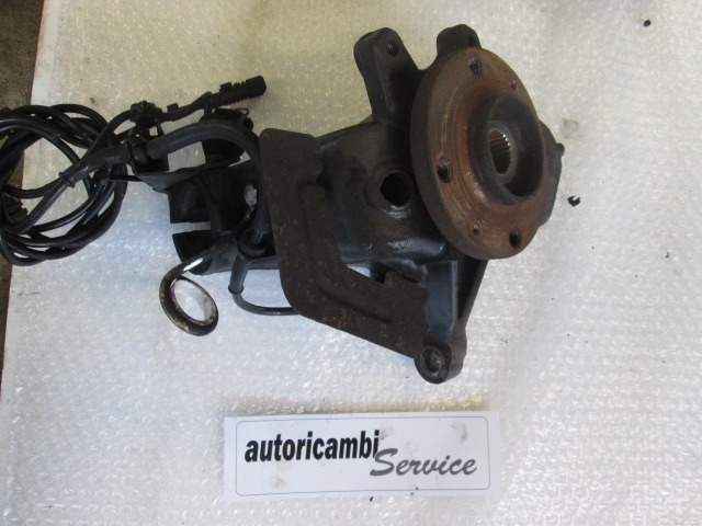 SCHWENKLAGER LINKS / RADNABE MIT LAGER VORNE OEM N. 364643 GEBRAUCHTTEIL CITROEN XANTIA (1993 - 1998) DIESEL HUBRAUM 19 JAHR. 1997