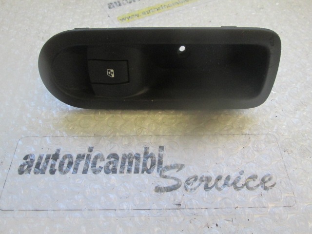 RUCKSEITE OEM N. RENAULT GEBRAUCHTTEIL RENAULT MEGANE BER/GRANDTOUR  (10/2002 - 02/2006) DIESEL HUBRAUM 15 JAHR. 2003