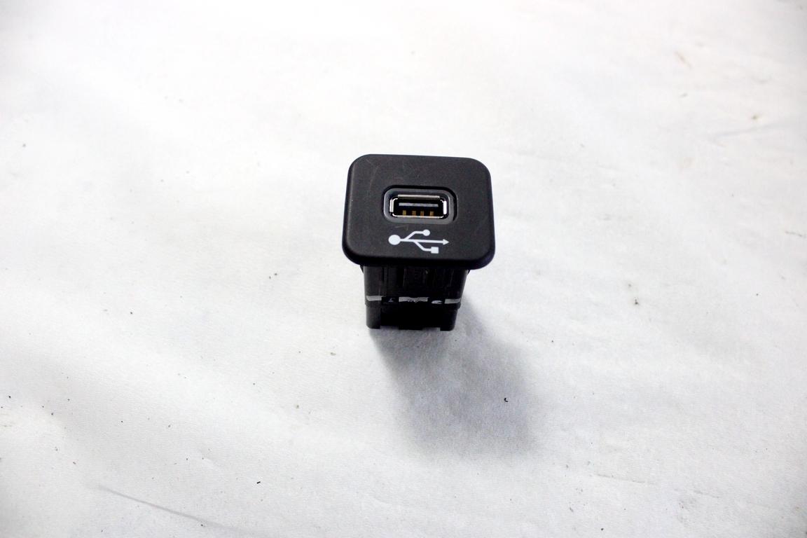 5UV99LXHAA PORTA INGRESSO USB JEEP COMPASS 2.0 D 4X4 103KW AUT 5P (2018) RICAMBIO USATO