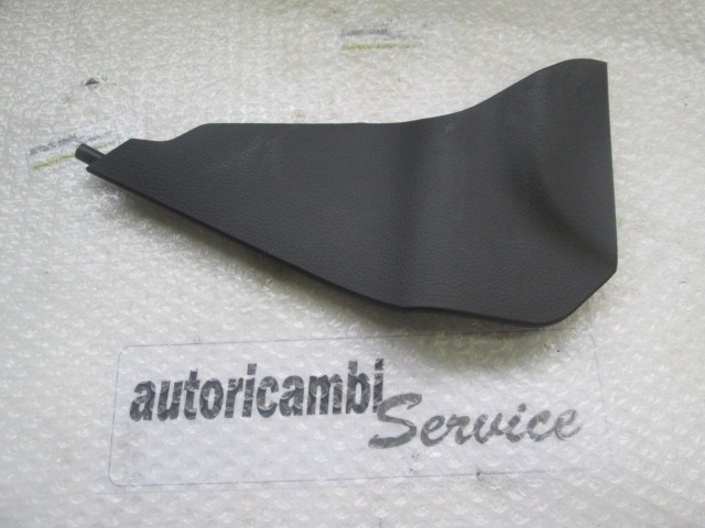 ANBAUTEILE INSTRUMENTENTAFEL UNTEN OEM N.  GEBRAUCHTTEIL FIAT SEDICI (2006 - 4/2009) DIESEL HUBRAUM 19 JAHR. 2008