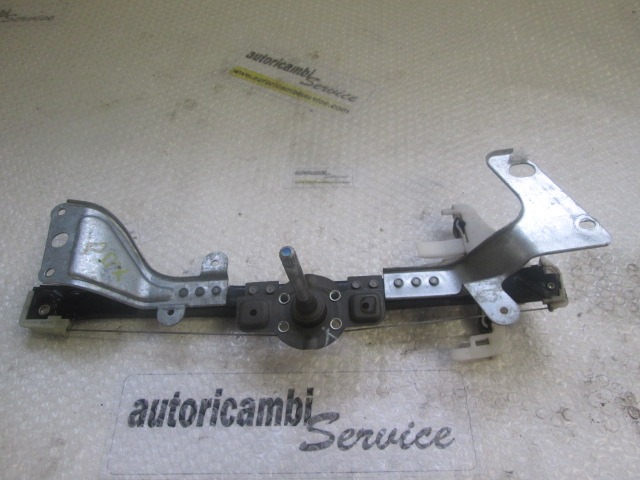 MANUELLE HECKSCHEIBENLIFTANLAGE OEM N. 1449293 GEBRAUCHTTEIL FORD FUSION (2002 - 02/2006) DIESEL HUBRAUM 14 JAHR. 2003