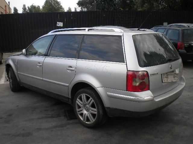 VOLKSWAGEN OEM N.  GEBRAUCHTTEIL VOLKSWAGEN PASSAT B5 3BG BER/SW (11/2000 - 2005)  HUBRAUM 19 DIESEL JAHR. 2001