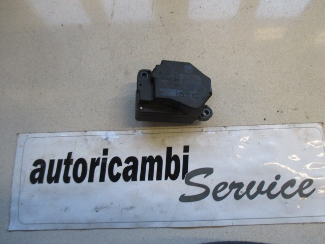 SATZ KLEINTEILE/STELLHEBEL KLIMAGERAT OEM N. 4N5H-195609 GEBRAUCHTTEIL VOLVO V50 (2004 - 05/2007) DIESEL HUBRAUM 20 JAHR. 2004