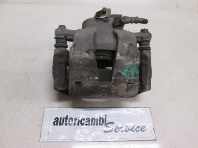 BREMSZANGE VORNE LINKS OEM N. 77364399 GEBRAUCHTTEIL FIAT QUBO (DAL 2008) DIESEL HUBRAUM 13 JAHR. 2009