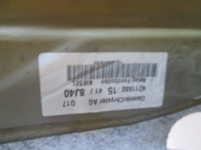 BODENVERKLEIDUNG OEM N. A2116801541 GEBRAUCHTTEIL MERCEDES CLASSE E W211 BER/SW (03/2002 - 05/2006) DIESEL HUBRAUM 32 JAHR. 2004