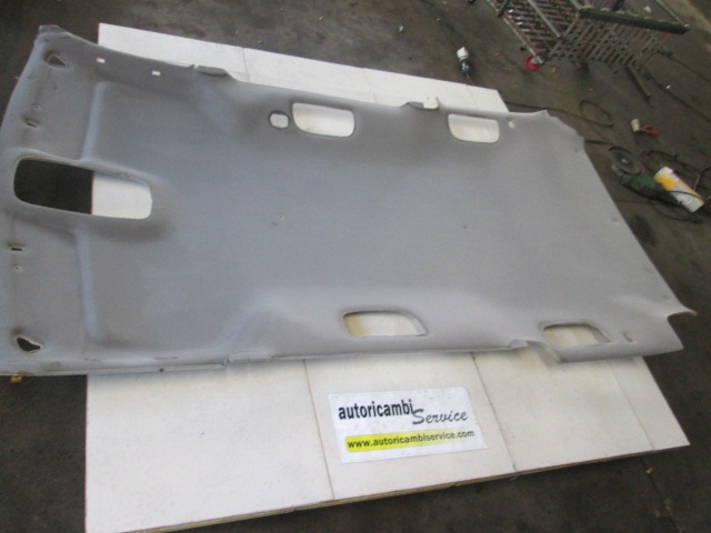 SKY STOFF DACH OEM N. 0K53B68030DCY GEBRAUCHTTEIL KIA CARNIVAL MK1 (1998 - 2006)DIESEL HUBRAUM 29 JAHR. 2003