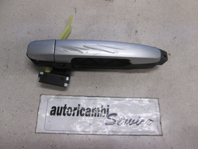 LINKER HINTERER AU?ERER GRIFF OEM N. 6920452060  GEBRAUCHTTEIL TOYOTA URBAN CRUISER (2009 - 2014) DIESEL HUBRAUM 14 JAHR. 2009