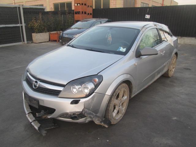 OPEL OEM N.  GEBRAUCHTTEIL OPEL ASTRA H RESTYLING L48 L08 L35 L67 5P/3P/SW (2007 - 2009)  HUBRAUM 17 DIESEL JAHR. 2009