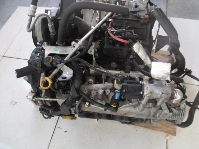 MOTOR OEM N. 937A3000 GEBRAUCHTTEIL ALFA ROMEO 147 937 RESTYLING (2005 - 2010) DIESEL HUBRAUM 19 JAHR. 2006