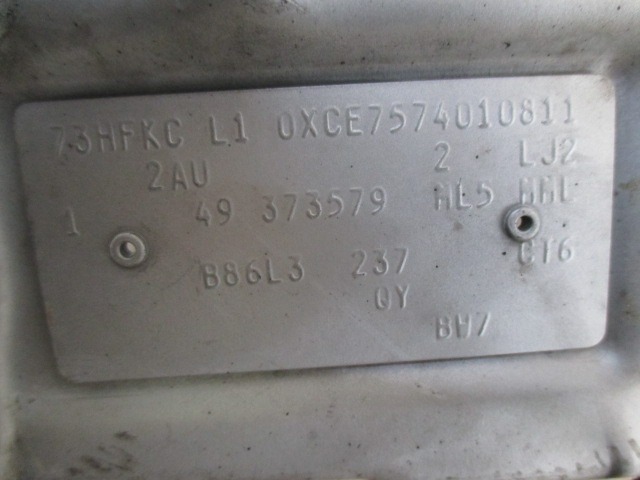 BLECH UNTER DER HAUBE OEM N. 49373579 GEBRAUCHTTEIL OPEL MERIVA A (2003 - 2006) BENZINA HUBRAUM 14 JAHR. 2006