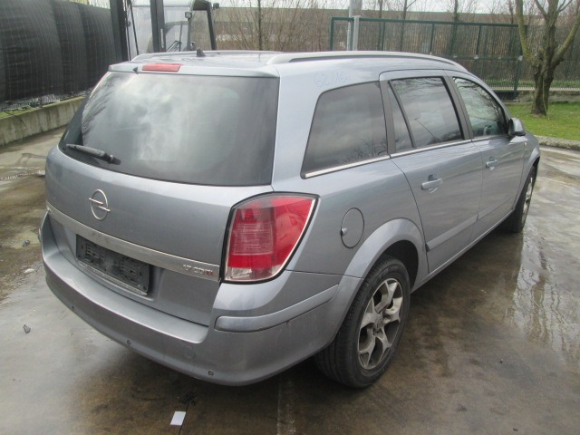 OPEL OEM N.  GEBRAUCHTTEIL OPEL ASTRA H L48,L08,L35,L67 5P/3P/SW (2004 - 2007)  HUBRAUM 17 DIESEL JAHR. 2005